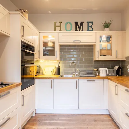 Host & - Hampton House * St Bees